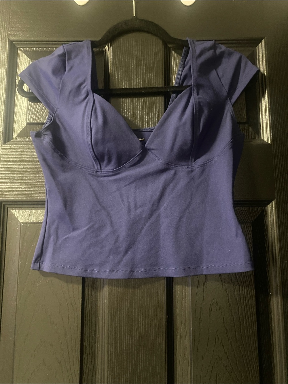 Trendy Fitted V-Neck Crop Top in Navy Blue